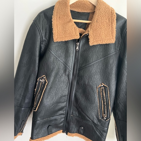 Urban Republic - Picture 4 of 5